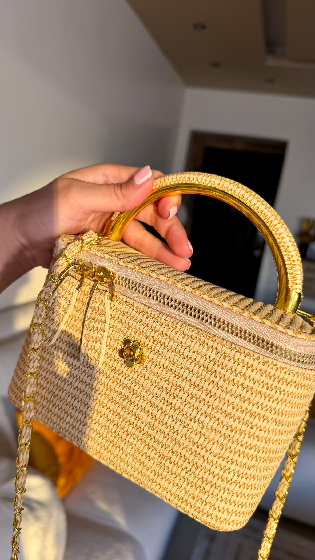 Minimalist Box Bag
